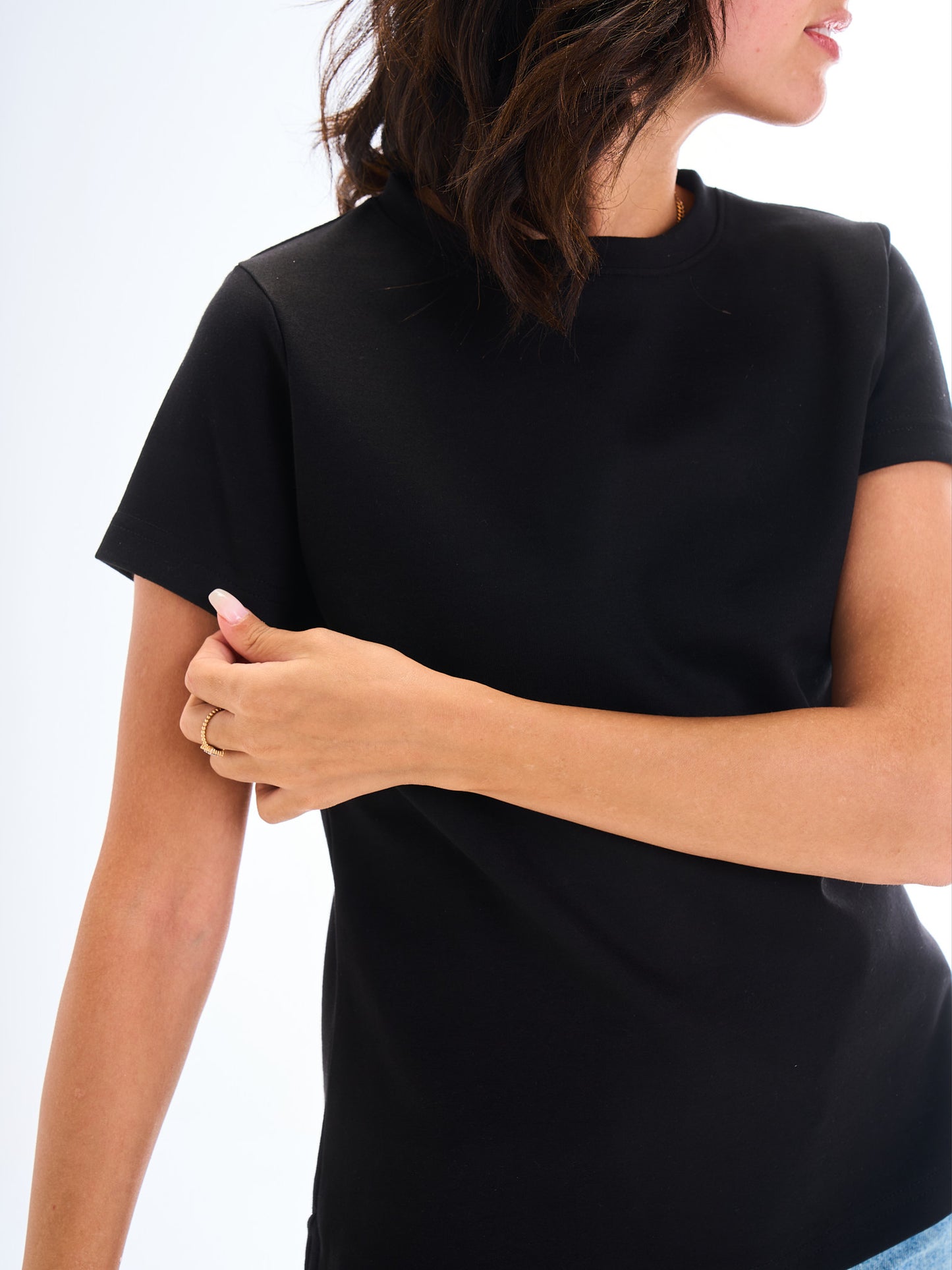 Regular Round Tee - Black