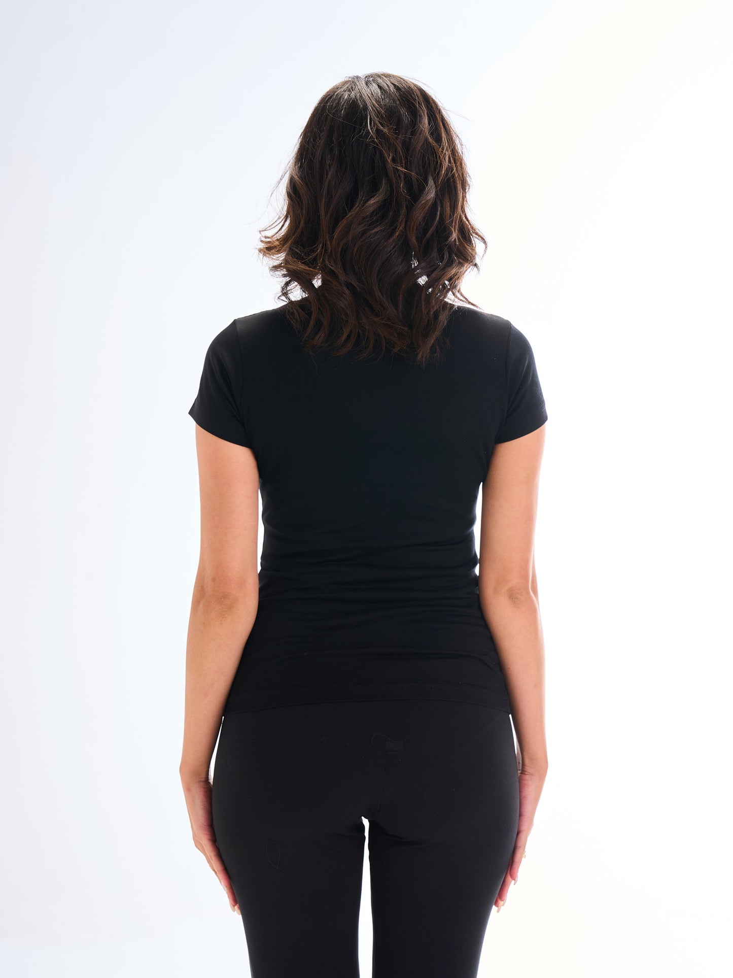 Narrow Neck Short Sleeve – Black